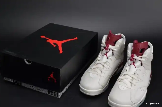 white Retro Maroon Jordan Air 6 384664-116 0629